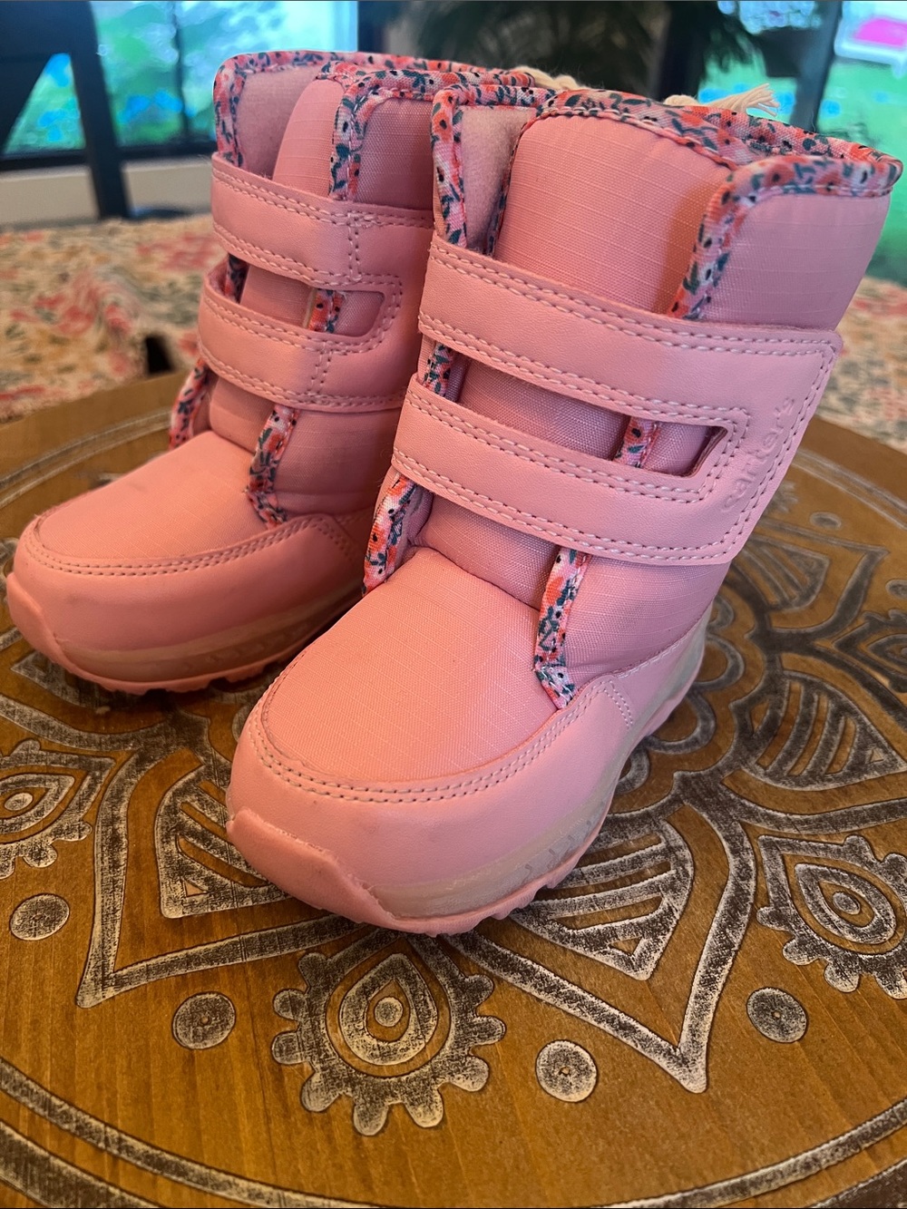 Carters size 7 Kids Pink Winter Boots with strap closure. Adorable calico trim